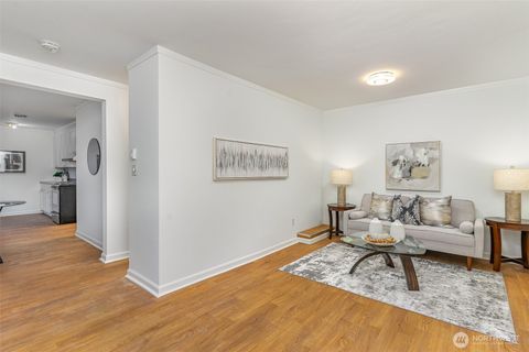 Photo of 403 Terry Avenue #Apt. 2, Seattle, WA 98104 (MLS # 2515135)