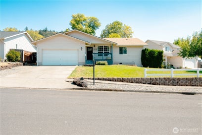 148 Greystone Road Kalama WA 98625