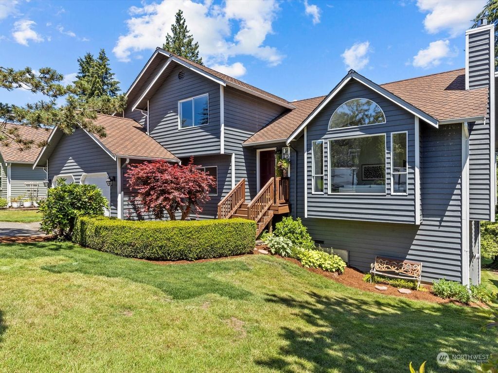 Photo of 6727 Cascade Dr SE Dr, Snohomish, WA 98296 (MLS # 2302316)