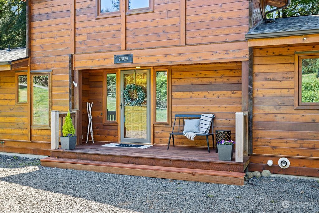 Photo of 27029 SE 164th Place, Issaquah, WA 98027 (MLS # 2071010)