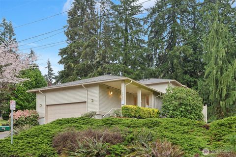 Photo of 12005 NE 83rd Street, Kirkland, WA 98033 (MLS # 2505906)