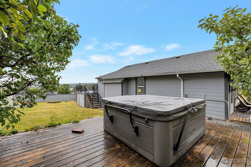 Photo of 3510 S 132nd Street, Tukwila, WA 98168 (MLS # 2131180)