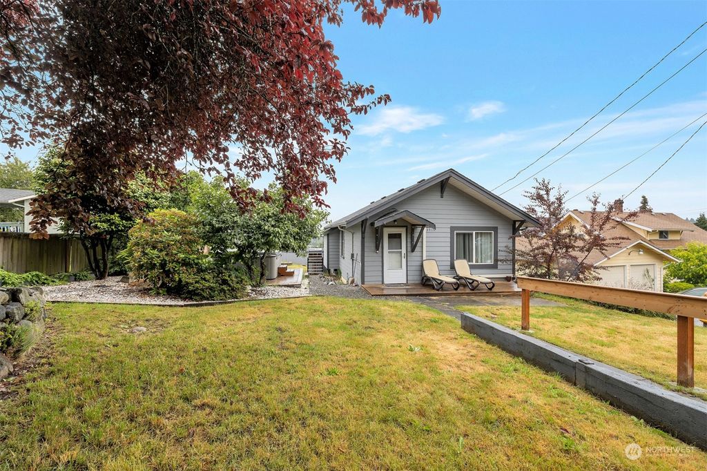 Photo of 3510 S 132nd Street, Tukwila, WA 98168 (MLS # 2131180)
