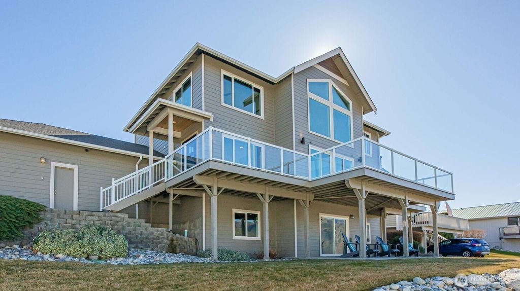 Photo of 540 Lake Front Drive, Orondo, WA 98843 (MLS # 2489113)