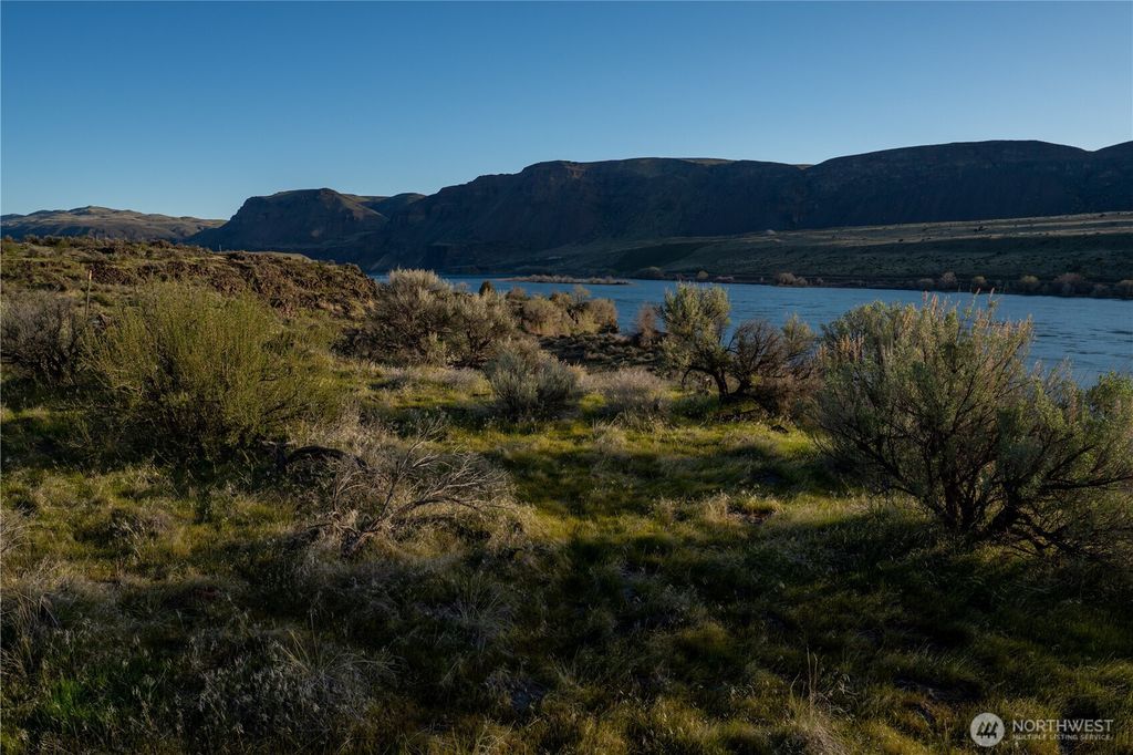 Photo of 375 Ravenwing Lane, Malaga, WA 98828 (MLS # 2501281)