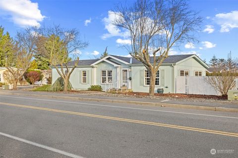 632 N 7th Avenue, Sequim, WA 98382 - MLS#: 2325070