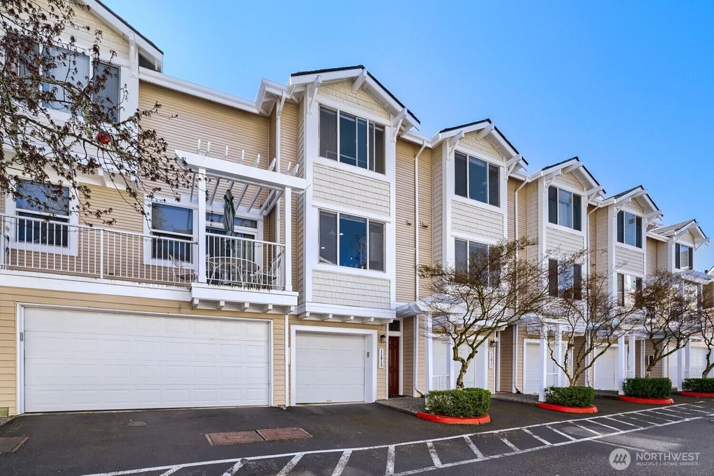 Photo of 11913 NE 163rd Place, Bothell, WA 98011 (MLS # 2499974)