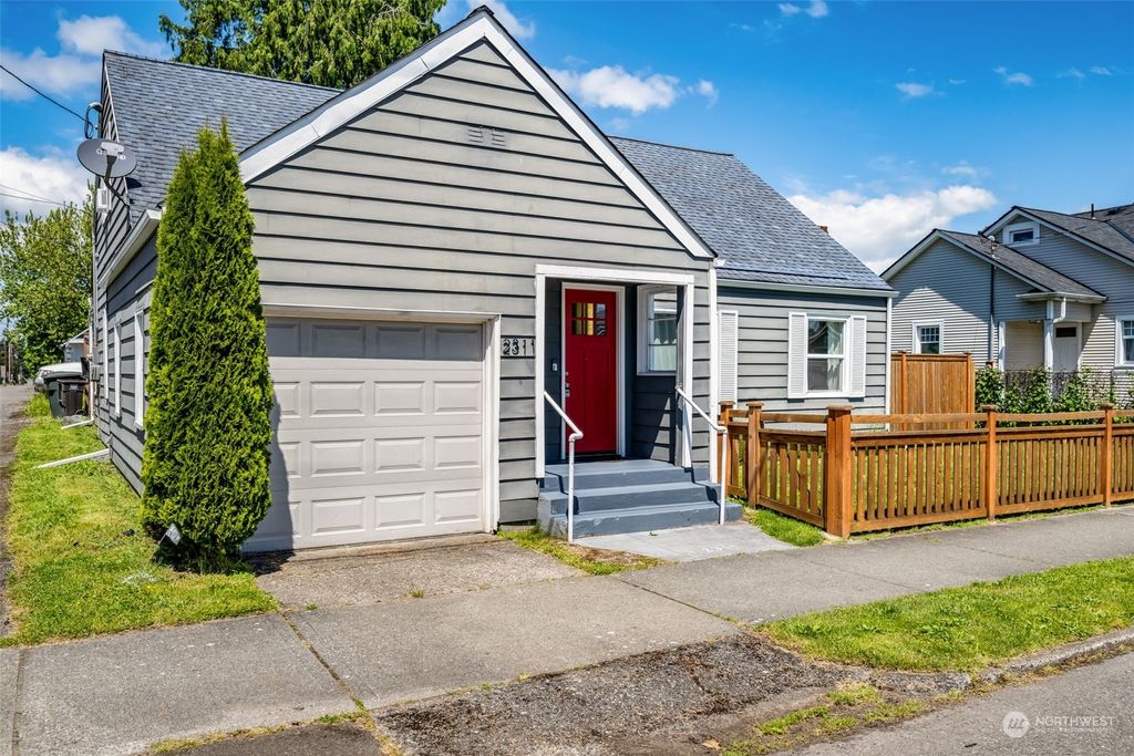 Photo of 2311 19th Street, Everett, WA 98201 (MLS # 2241359)