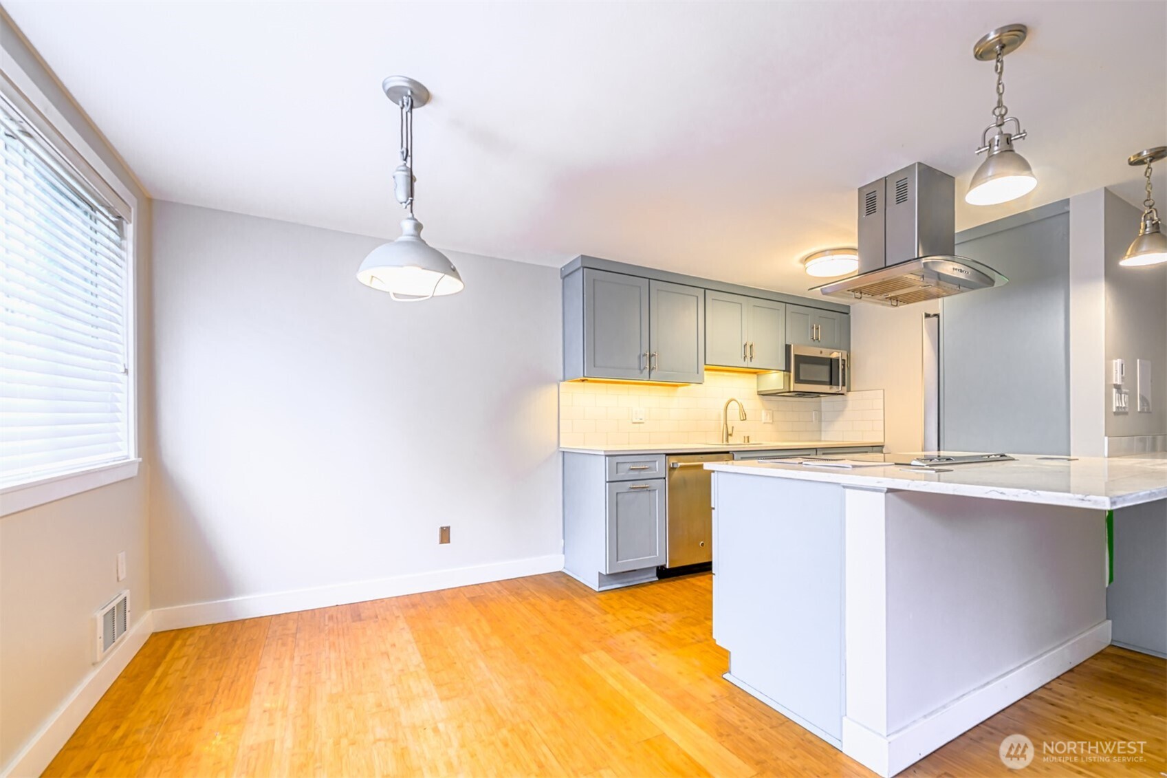 3834 175th Avenue NE A202