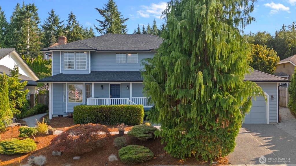 Photo of 4021 SW 328th Place, Federal Way, WA 98023 (MLS # 2571870)