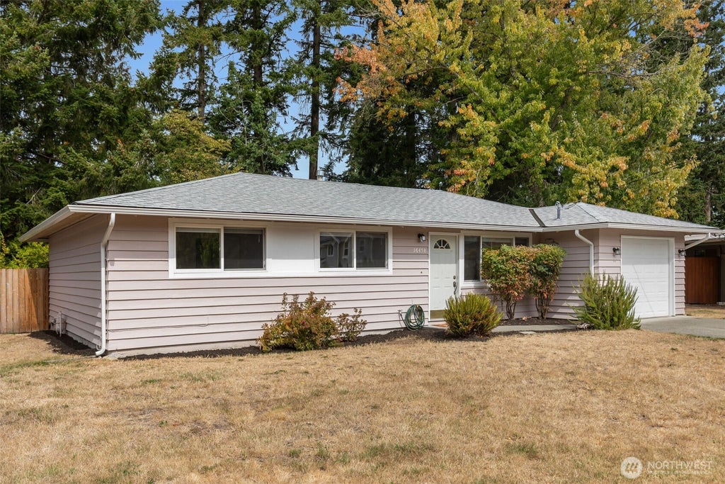 Photo of 16458 NE 17th Place, Bellevue, WA 98008 (MLS # 2584422)