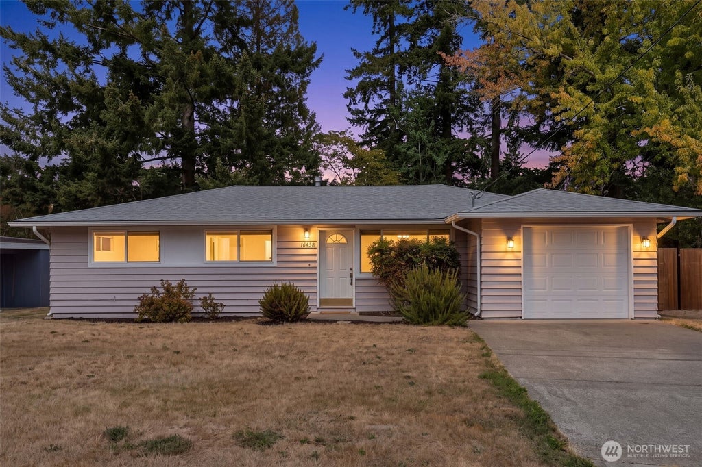 Photo of 16458 NE 17th Place, Bellevue, WA 98008 (MLS # 2584422)