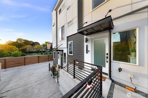Photo of 901 28th Avenue S #G, Seattle, WA 98144 (MLS # 2428198)