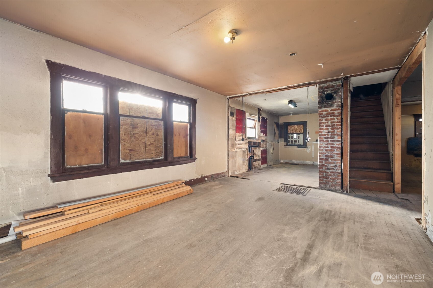 1008 S 37th Street