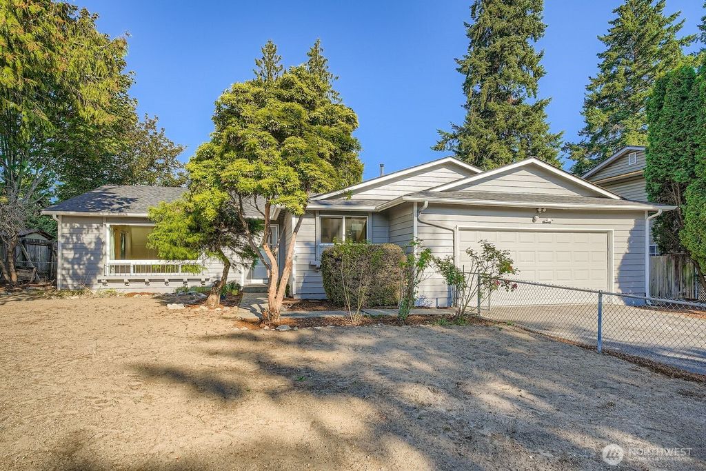 Photo of 26854 Downing Avenue, Kent, WA 98032 (MLS # 2454417)