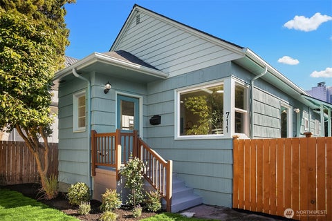 Photo of 711 N 86th Street, Seattle, WA 98103 (MLS # 2582763)