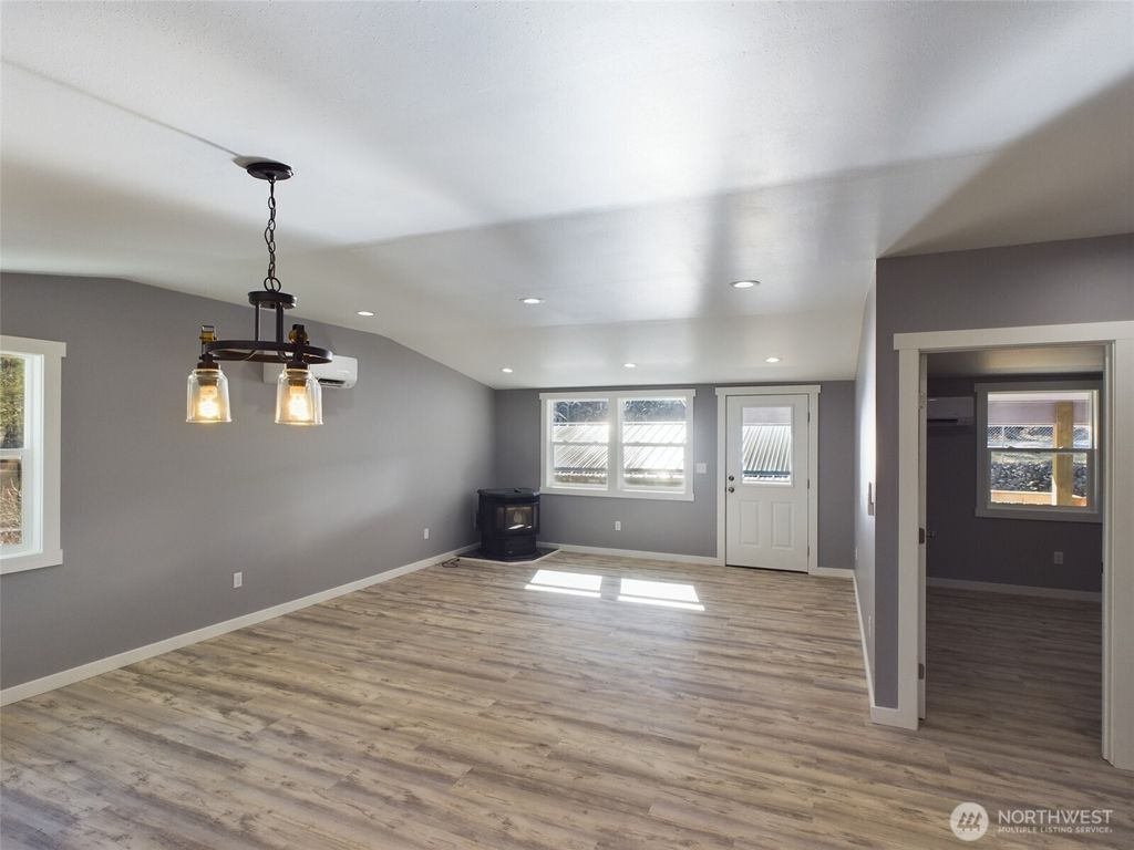 Photo of 9 Pine Grove Street, Republic, WA 99166 (MLS # 2477511)