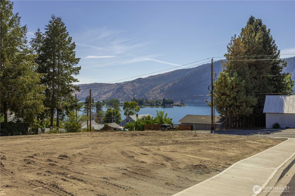 Photo of 20 Indigo Lane, Manson, WA 98831 (MLS # 2493792)