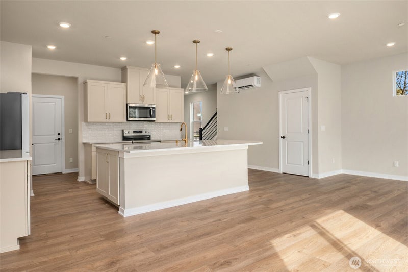 15951 26th Drive NE
