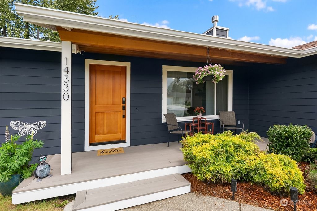 Photo of 14330 SE 258th Place, Kent, WA 98042 (MLS # 2234138)