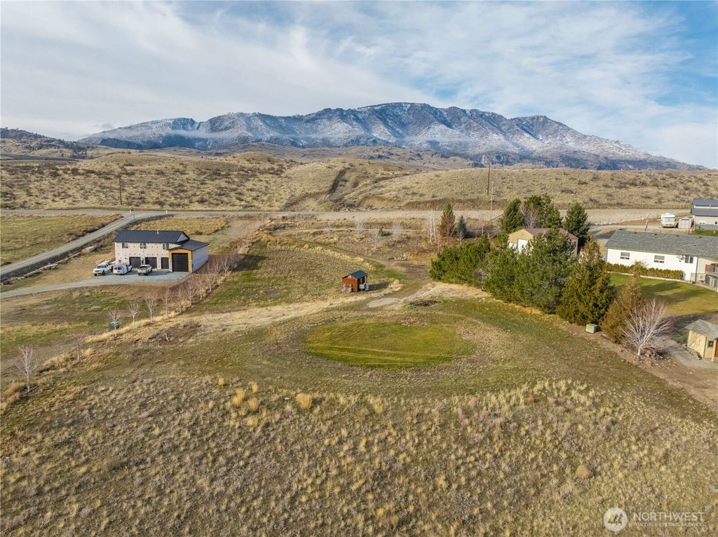 Photo of 150 Starr Road, Pateros, WA 98846 (MLS # 2467734)