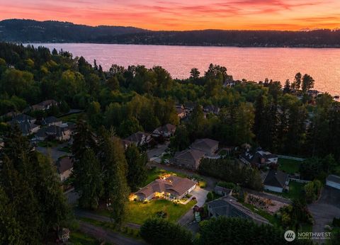 Photo of 19828 SE 8th Street, Sammamish, WA 98074 (MLS # 2517777)