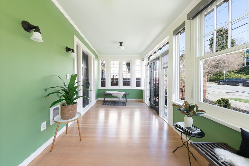 Photo of 1529 10th Avenue W, Seattle, WA 98119 (MLS # 2212863)