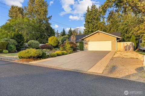 Photo of 15205 103rd Avenue Ct E, Puyallup, WA 98374 (MLS # 2570070)