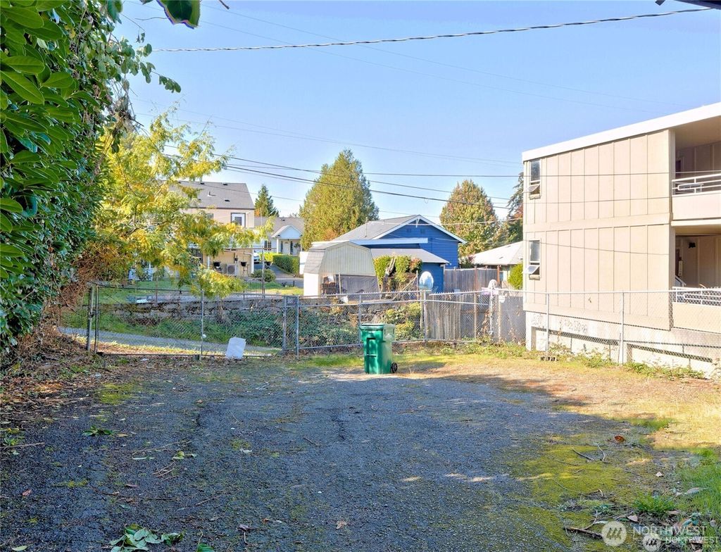 Photo of 6517 35th Avenue SW, Seattle, WA 98126 (MLS # 2393777)