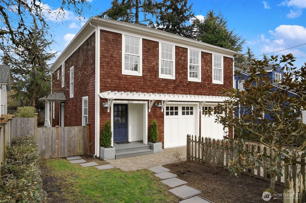 Photo of 3512 NE 92nd Street, Seattle, WA 98115 (MLS # 2347138)