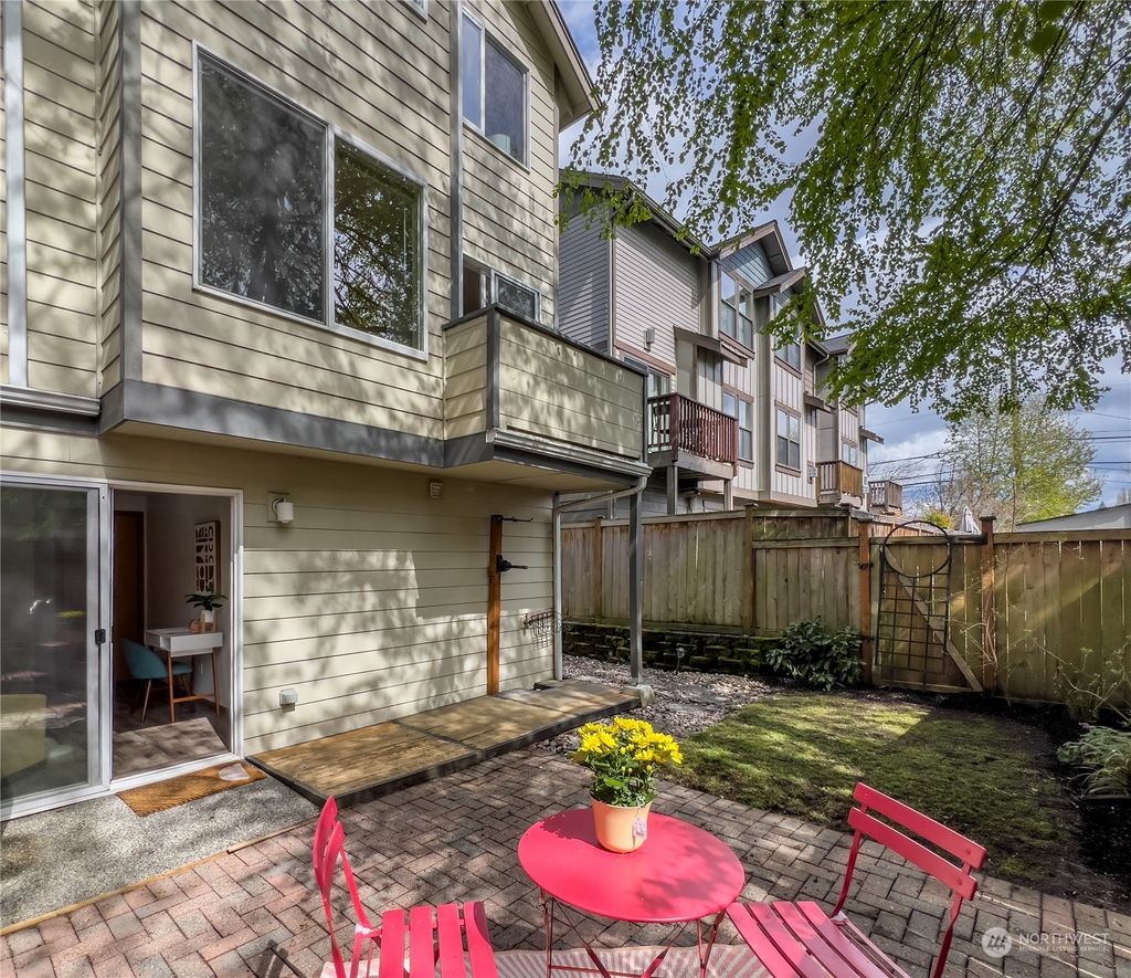 Photo of 1147 N 91st Street #B, Seattle, WA 98103 (MLS # 2219047)