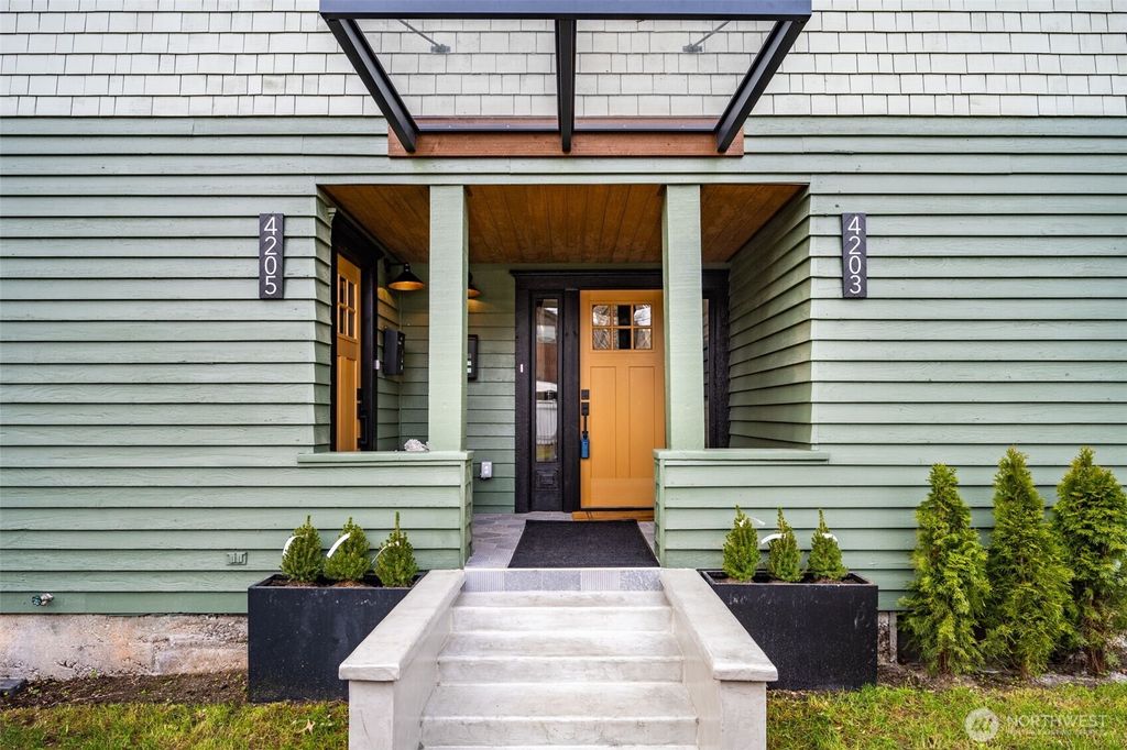 Photo of 4203 5th Avenue NW, Seattle, WA 98107 (MLS # 2465630)