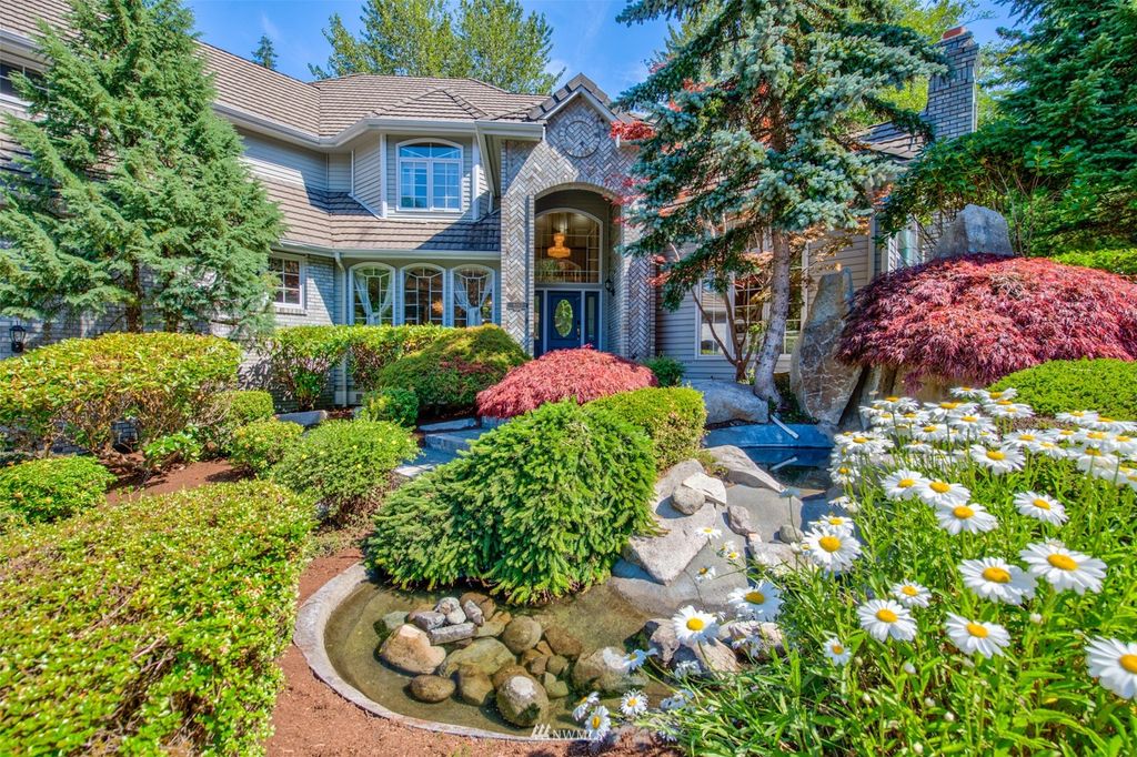 Photo of 6317 160th Place SE, Bellevue, WA 98006 (MLS # 1975629)