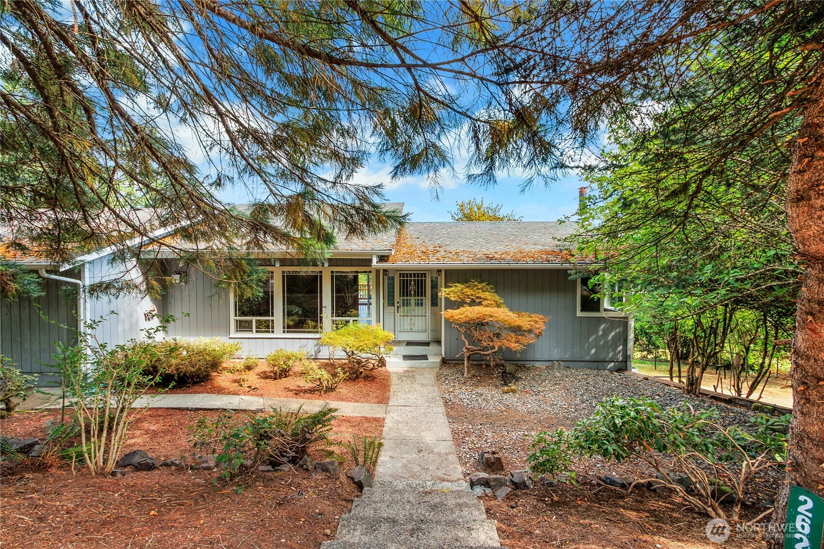 2626 Hilltop Court SW
