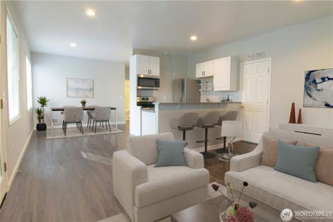 Photo of 15514 129th Avenue NE, Woodinville, WA 98072 (MLS # 2557465)