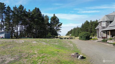 Photo of 1200 177th Place, Long Beach, WA 98631 (MLS # 2299445) Photo of 1200 177th Place, Long Beach, WA 98631 (MLS # 2299445)