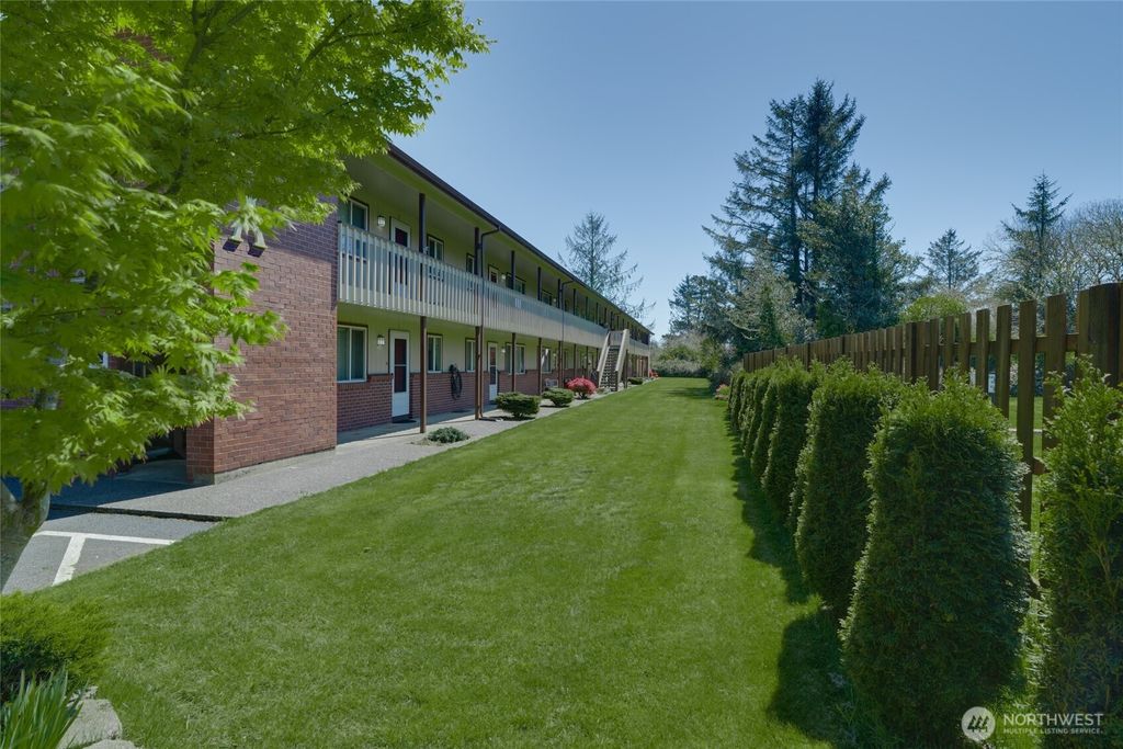 Photo of 1410 48th Street St #A15, Seaview, WA 98644 (MLS # 2469116)