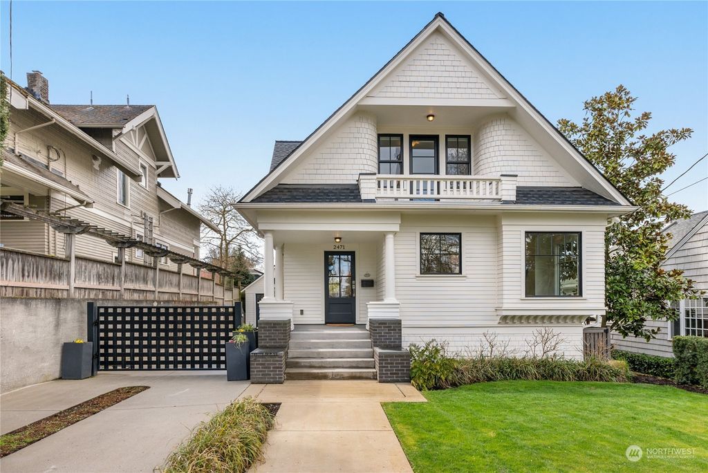 Photo of 2471 4th Avenue N, Seattle, WA 98109 (MLS # 2215284)