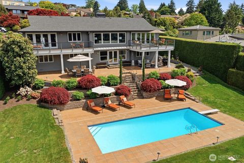 Photo of 1441 88th Avenue NE, Clyde Hill, WA 98004 (MLS # 2531616)