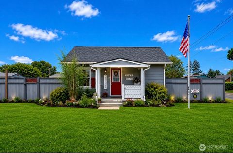 Photo of 26309 Vernon Avenue, Ocean Park, WA 98640 (MLS # 2430950)