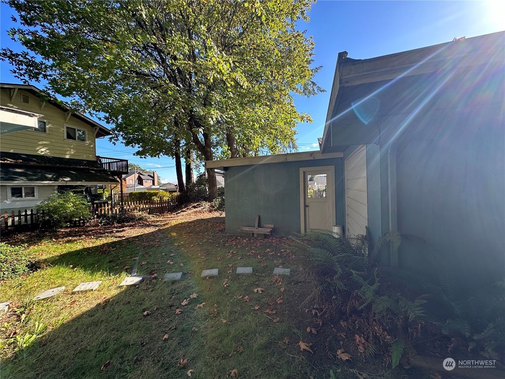 listing image 9362067107498675131