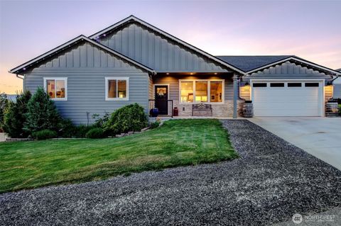 Photo of 2506 Vasi Court, East Wenatchee, WA 98802 (MLS # 2515709)
