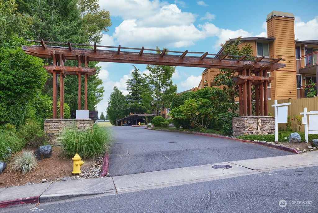 Photo of 8248 126th Avenue NE #C306, Kirkland, WA 98033 (MLS # 2136191)