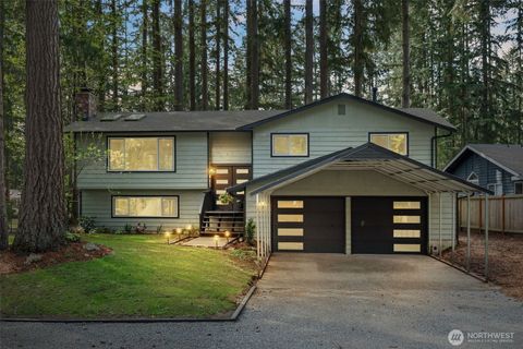 Photo of 16519 191st Place NE, Woodinville, WA 98072 (MLS # 2504898)