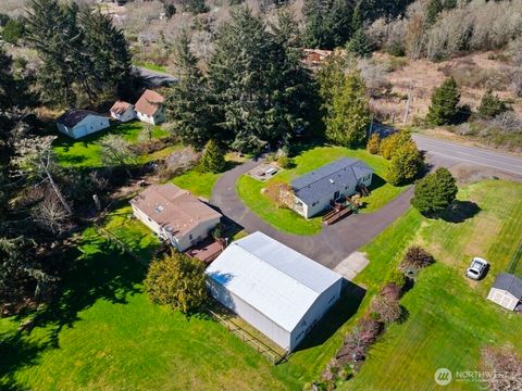 Photo of 2512 Sid Snyder Drive, Long Beach, WA 98631 (MLS # 2502851)