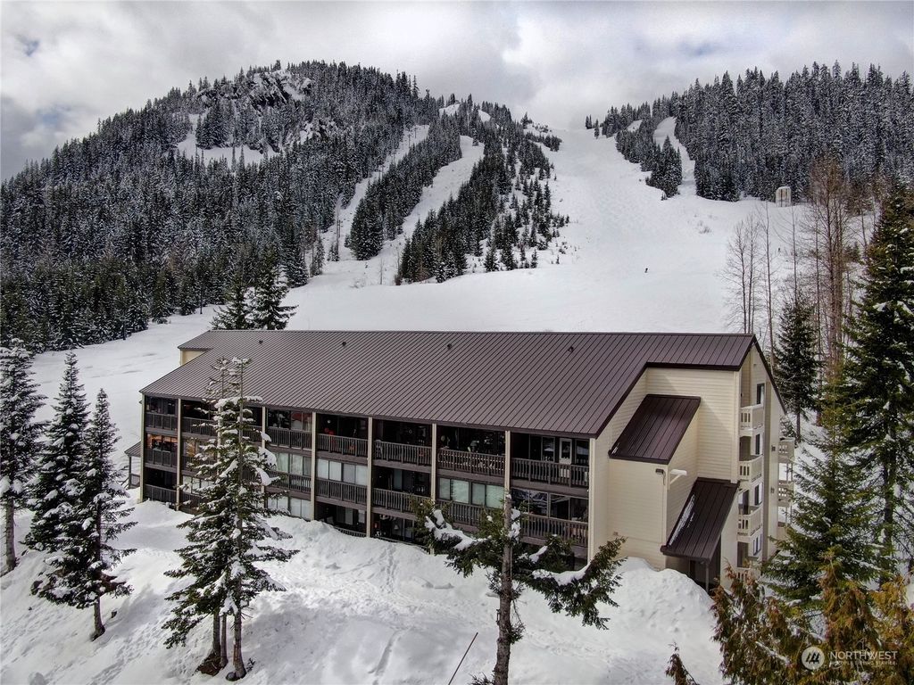 Photo of 223 Hyak Drive E #643, Snoqualmie Pass, WA 98068 (MLS # 2051310)