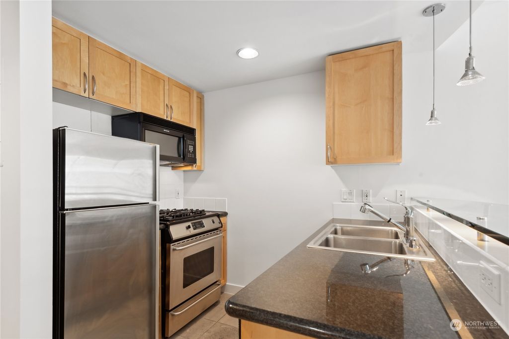 Photo of 2929 1st Avenue #907, Seattle, WA 98121 (MLS # 2061395)