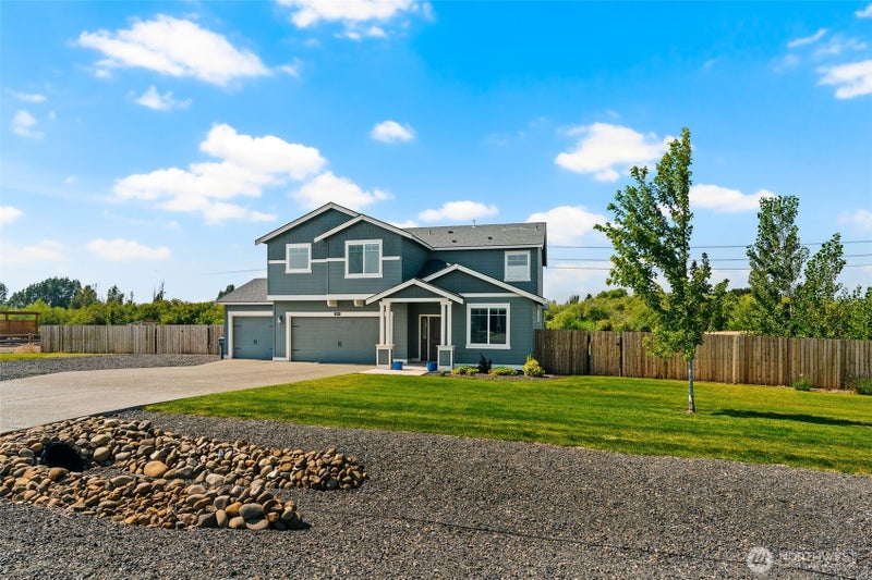 2819 Dapple Gray Way