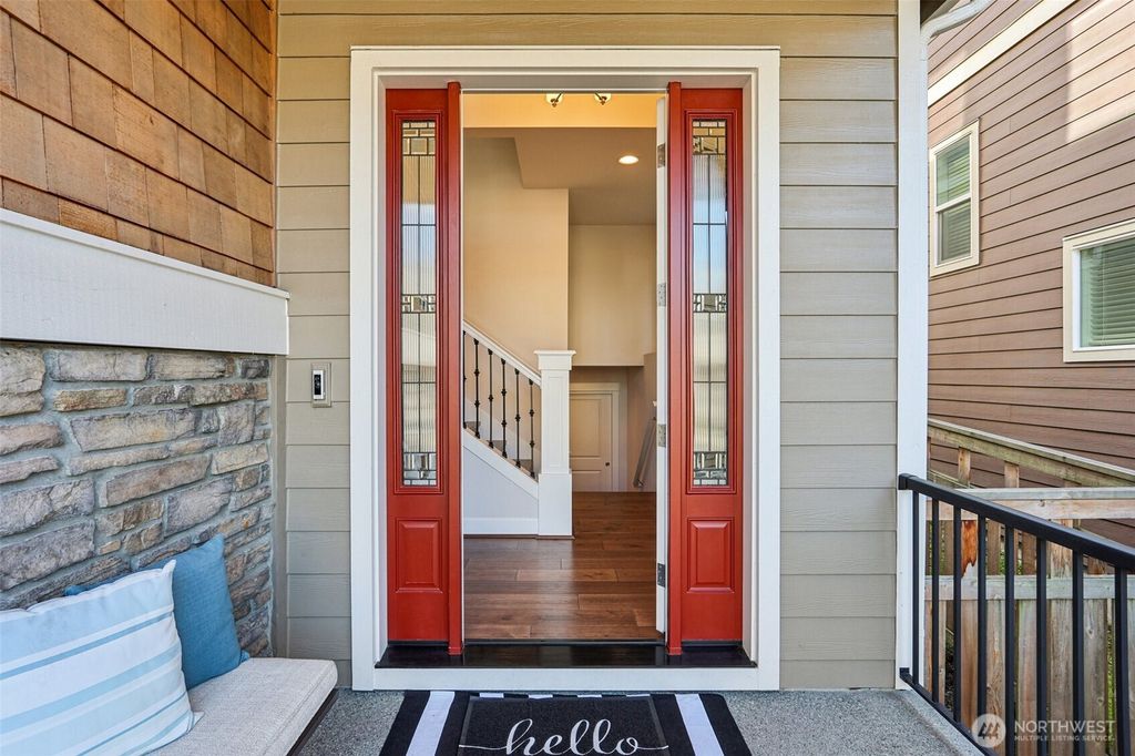 Photo of 1412 Westridge Way NE, Issaquah, WA 98029 (MLS # 2486932)