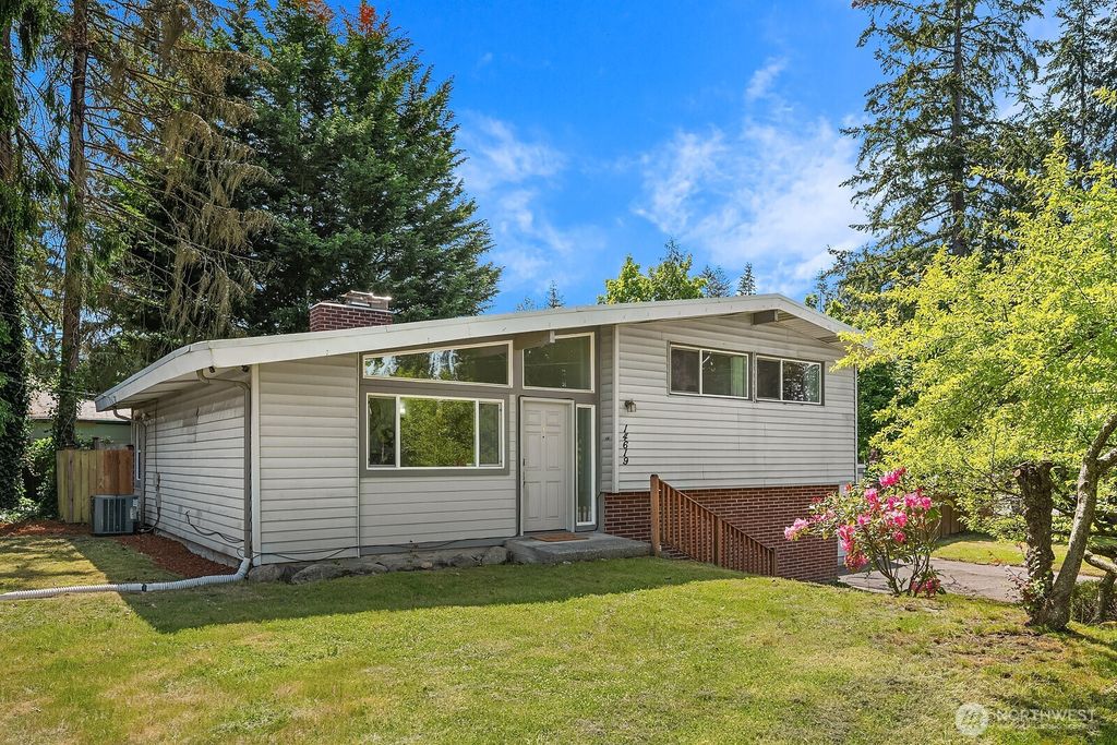 Photo of 14619 SE Eastgate Drive, Bellevue, WA 98006 (MLS # 2366998)